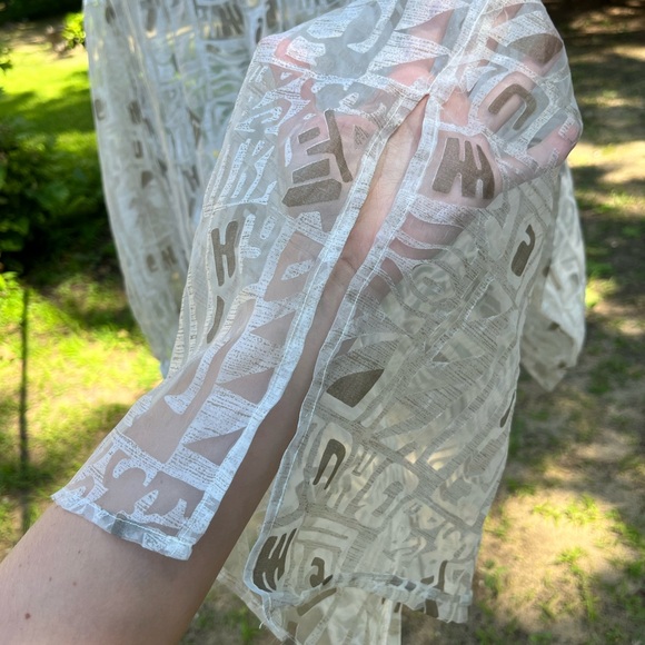 90s Express Sheer Button-Up - Picture 6 of 16